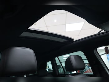 Used Volkswagen Tiguan Allspace 2022 for sale - 77588351: Photo