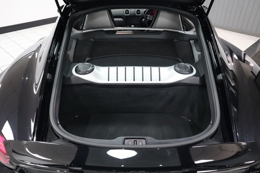 Used Porsche Cayman 2019 for sale - 76973162: Photo 13