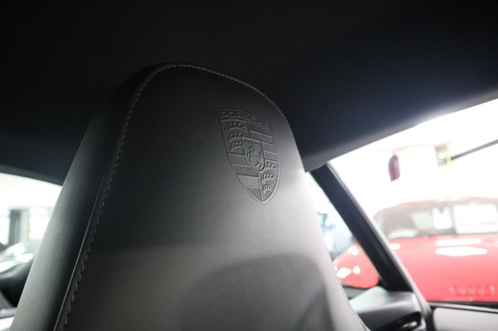 Used Porsche Cayman 2019 for sale - 76973162: Photo 20