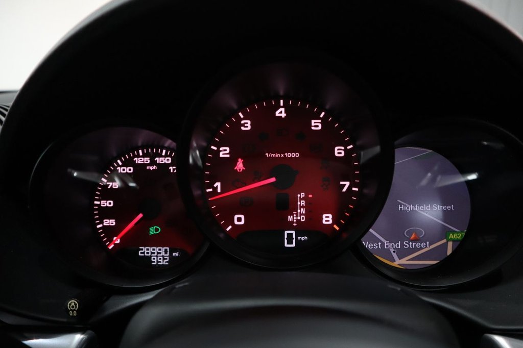 Used Porsche Cayman 2019 for sale - 76973162: Photo 21