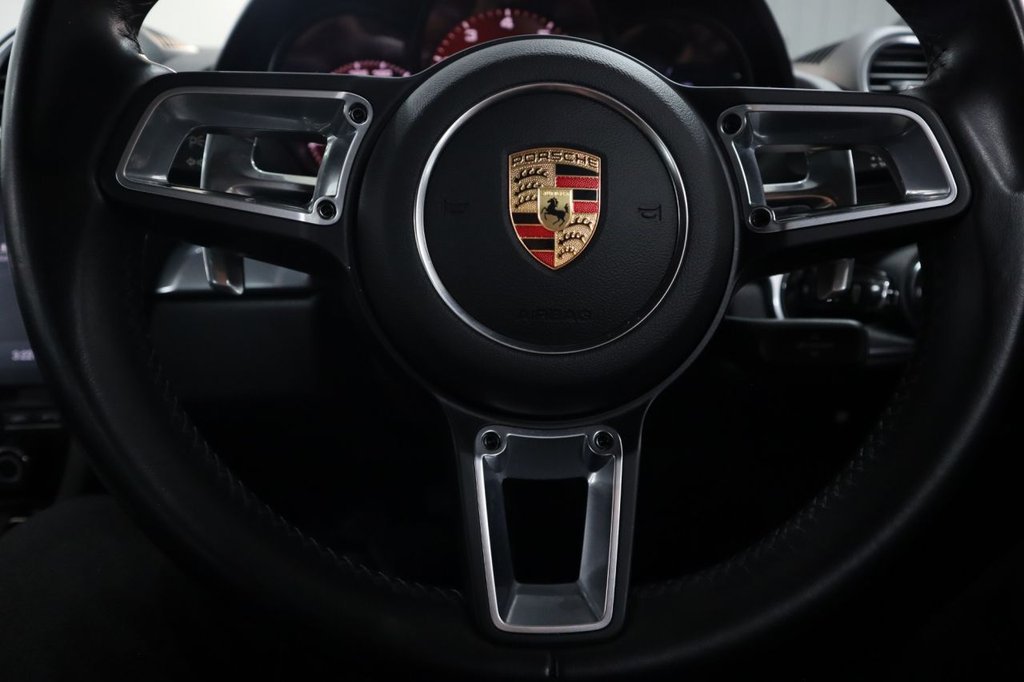 Used Porsche Cayman 2019 for sale - 76973162: Photo 24