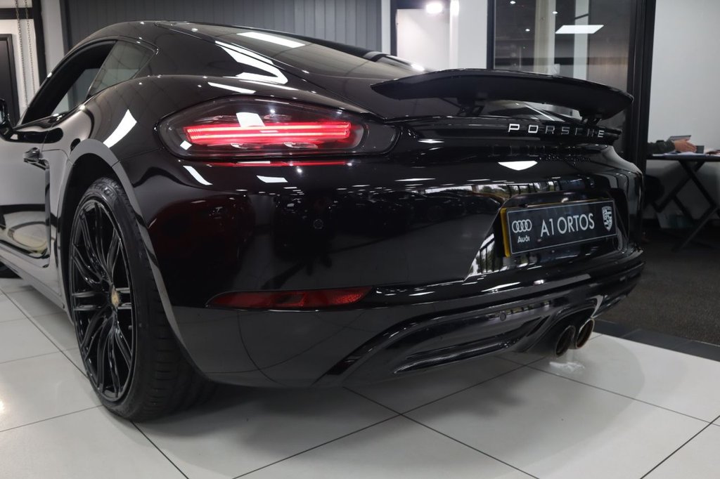 Used Porsche Cayman 2019 for sale - 76973162: Photo 25