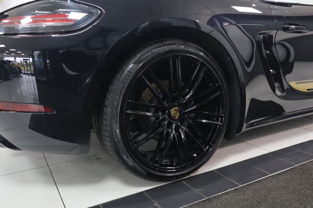 Used Porsche Cayman 2019 for sale - 76973162: Photo 28