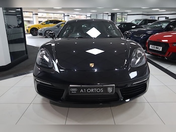 Used Porsche Cayman 2019 for sale - 76973162: Photo