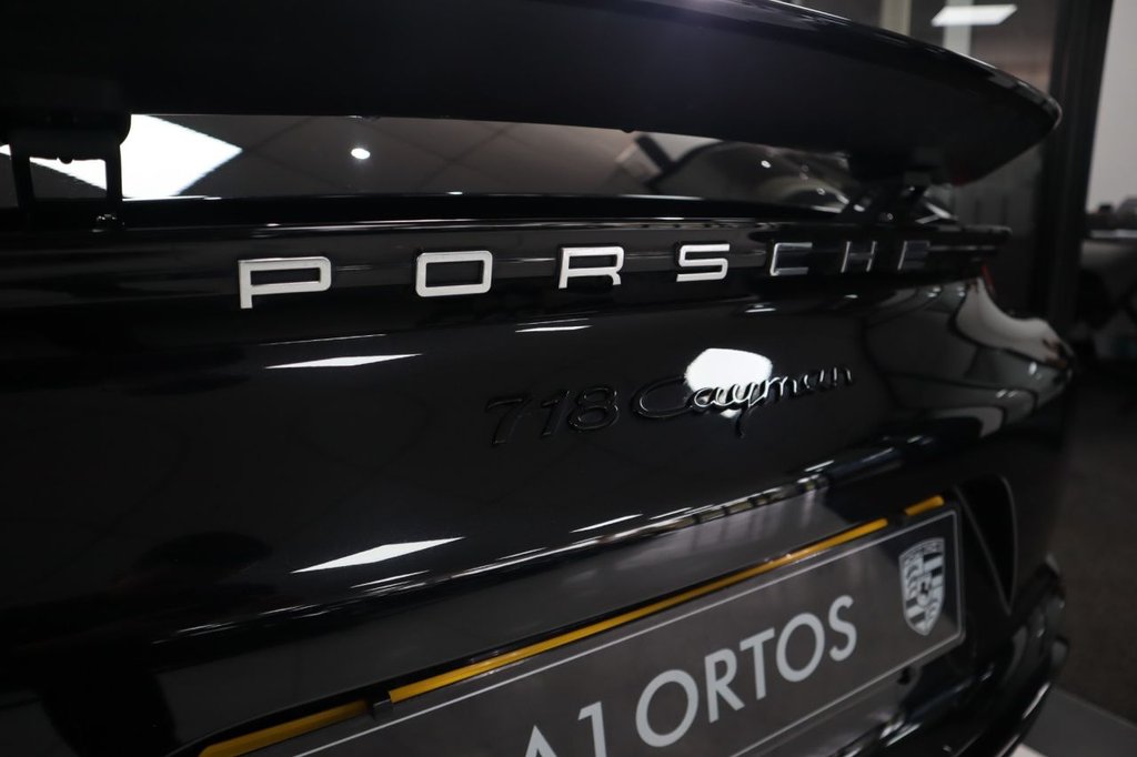 Used Porsche Cayman 2019 for sale - 76973162: Photo 33