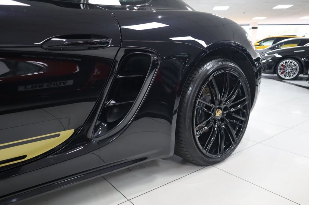 Used Porsche Cayman 2019 for sale - 76973162: Photo 35