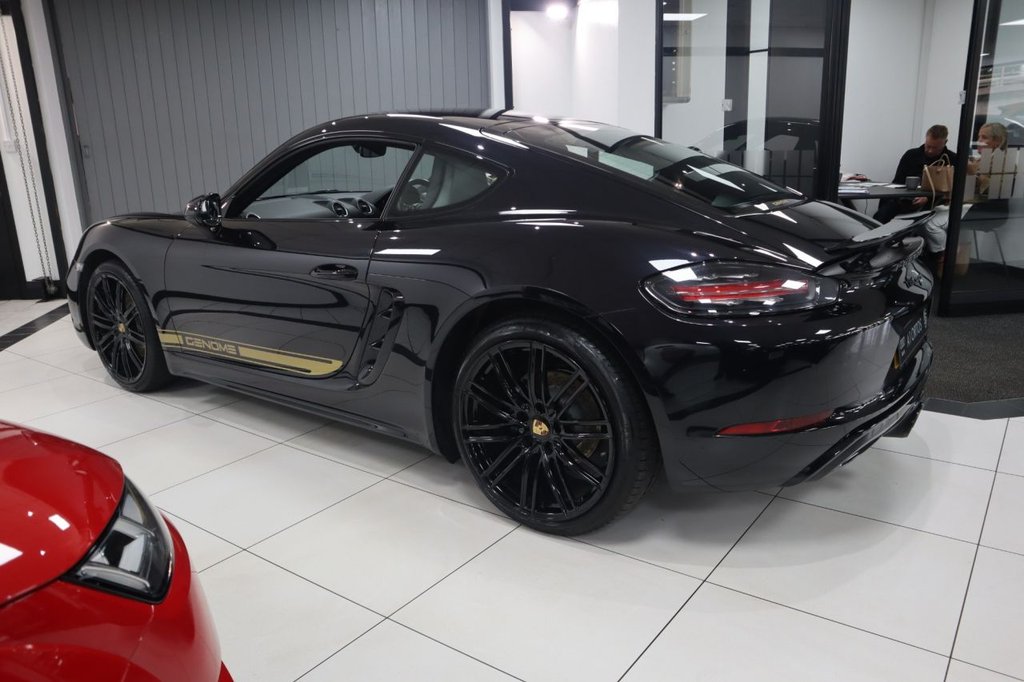 Used Porsche Cayman 2019 for sale - 76973162: Photo 5