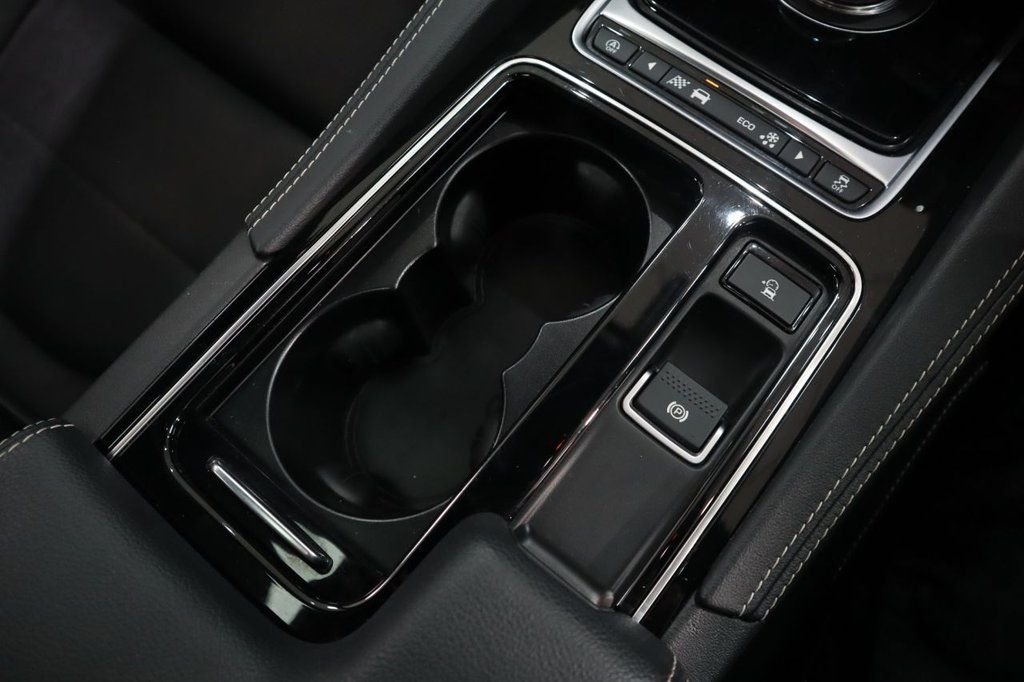 Used Jaguar F-Pace 2019 for sale - 76900726: Photo 23