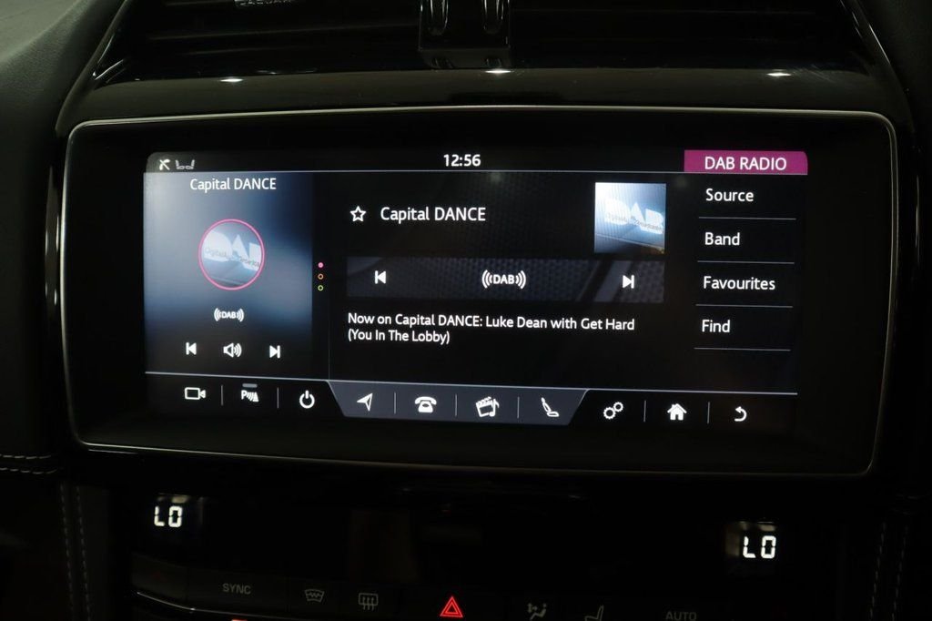 Used Jaguar F-Pace 2019 for sale - 76900726: Photo 31