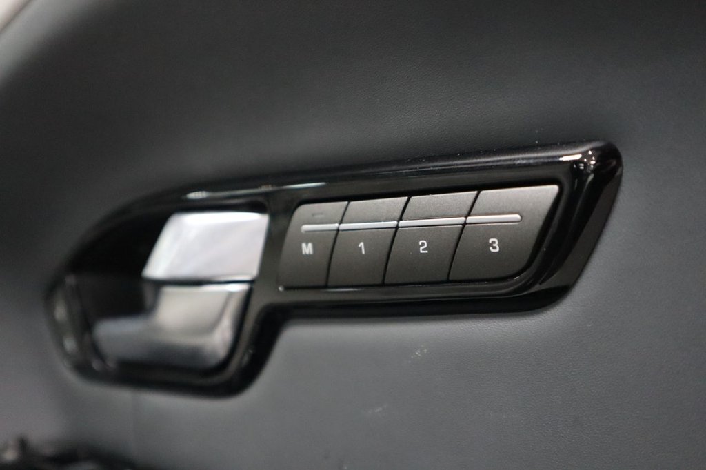 Used Land Rover Range Rover Evoque 2016 for sale - 76751361: Photo 18