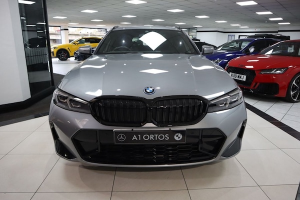 Used BMW 3 Series 2022 for sale - 76132774: Photo 2
