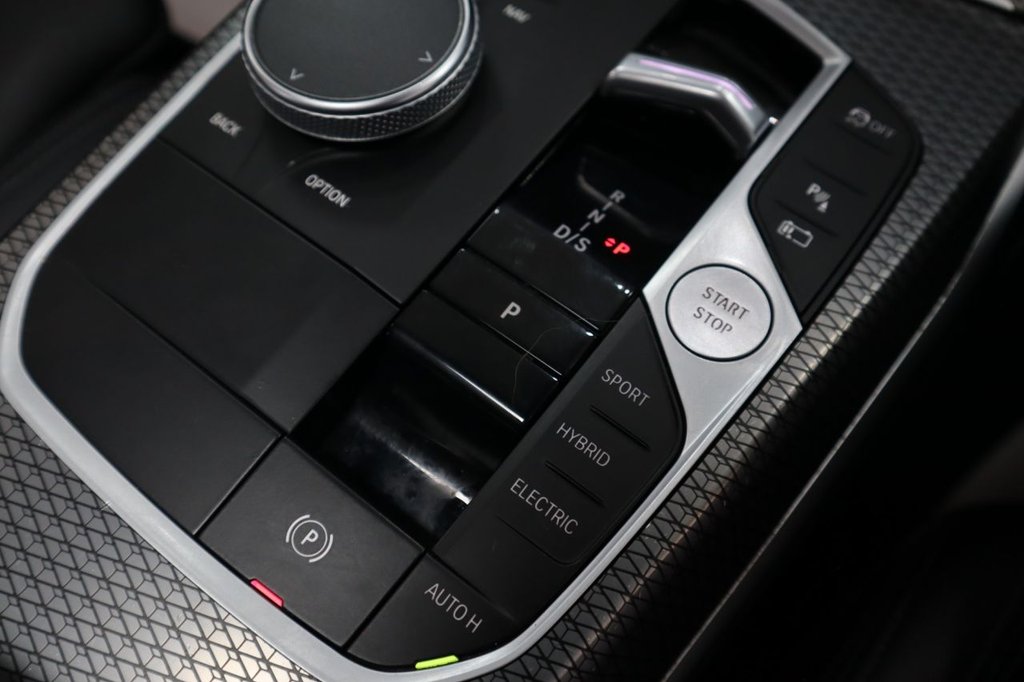 Used BMW 3 Series 2022 for sale - 76132774: Photo 32