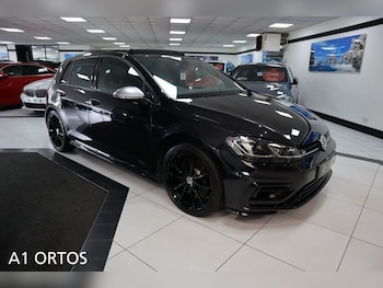 Used Volkswagen Golf 2018 for sale - 78444597: Photo