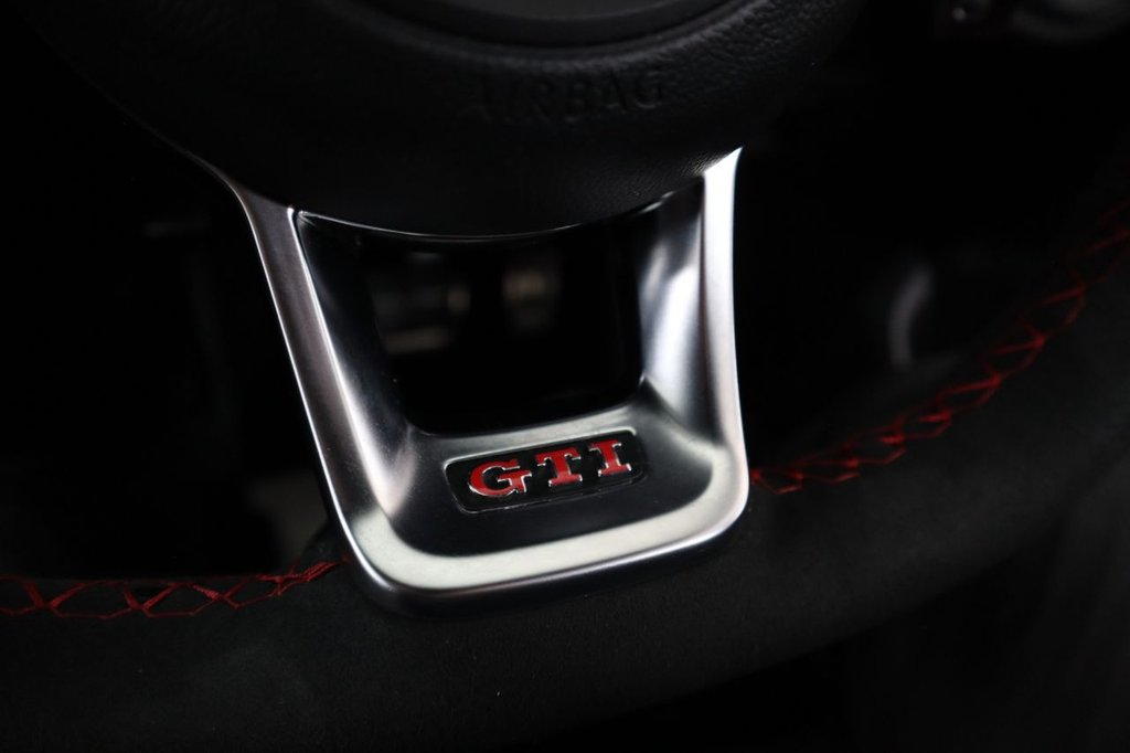 Used Volkswagen Golf 2015 for sale - 77072381: Photo 27