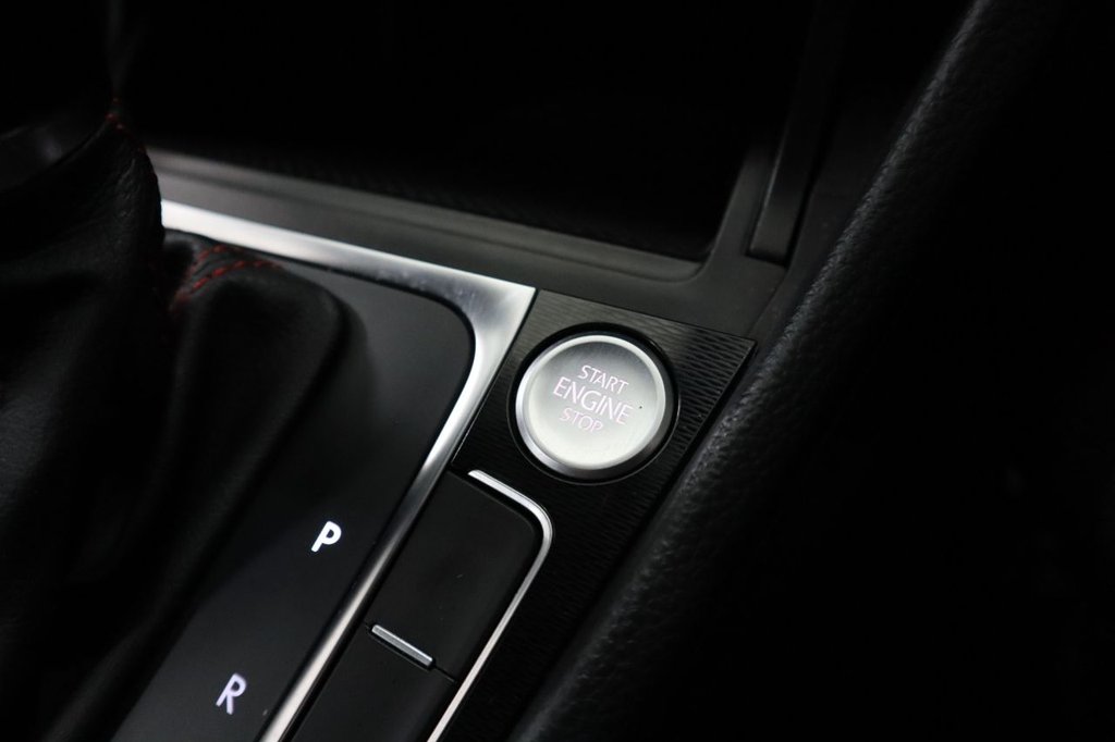 Used Volkswagen Golf 2015 for sale - 77072381: Photo 35