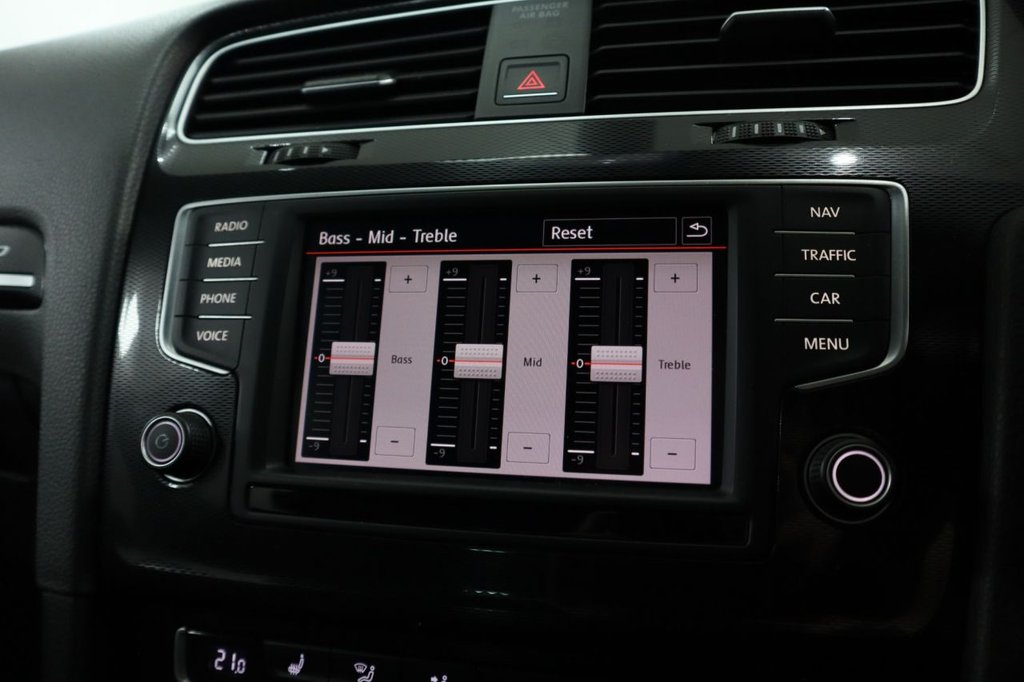 Used Volkswagen Golf 2015 for sale - 77072381: Photo 39