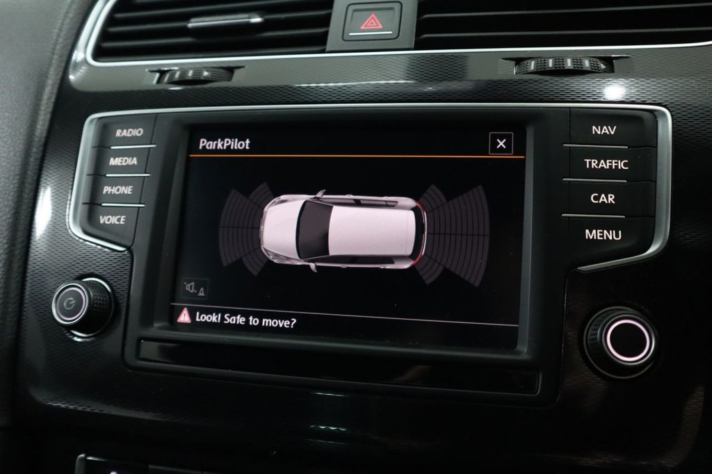 Used Volkswagen Golf 2015 for sale - 77072381: Photo 43