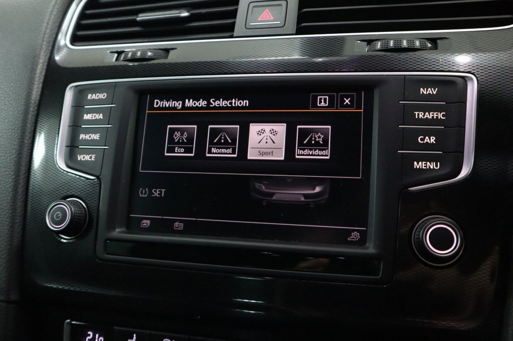 Used Volkswagen Golf 2015 for sale - 77072381: Photo 44