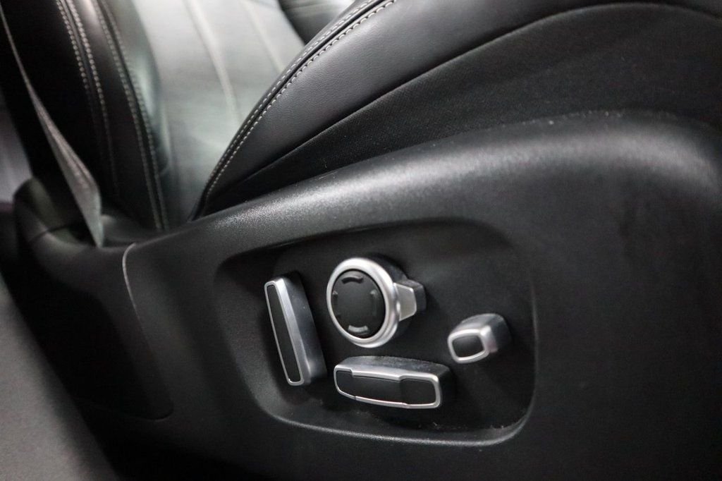 Used Land Rover Range Rover Velar 2021 for sale - 77256083: Photo 14