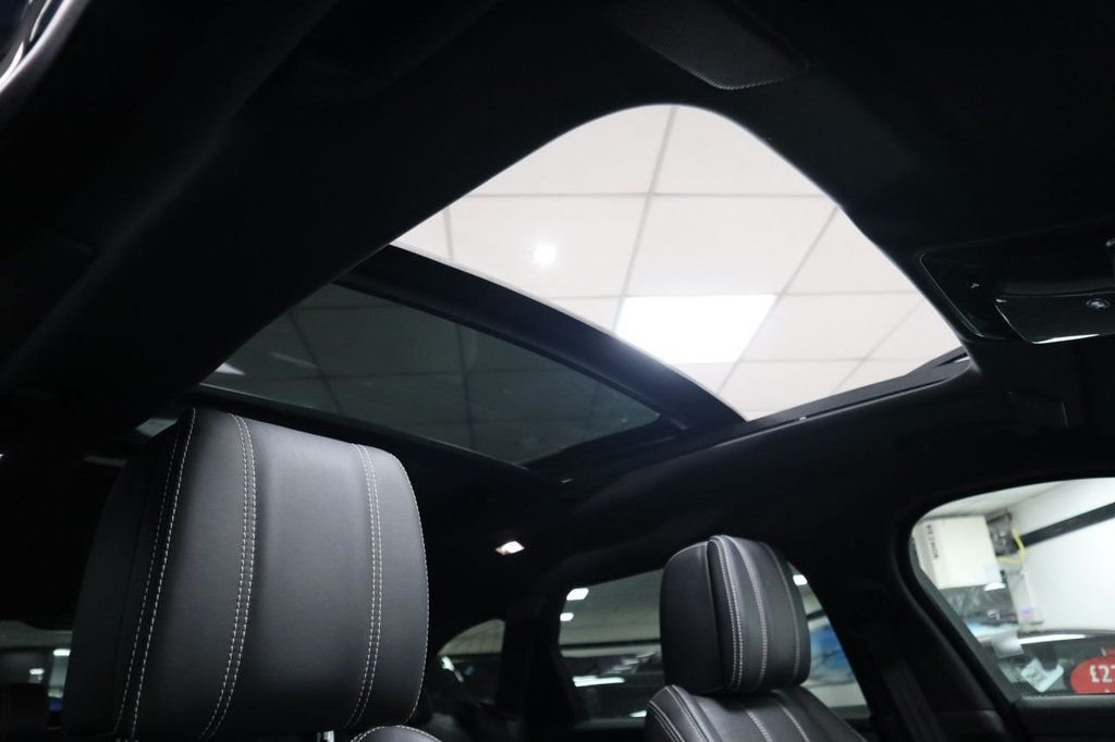 Used Land Rover Range Rover Velar 2021 for sale - 77256083: Photo 3