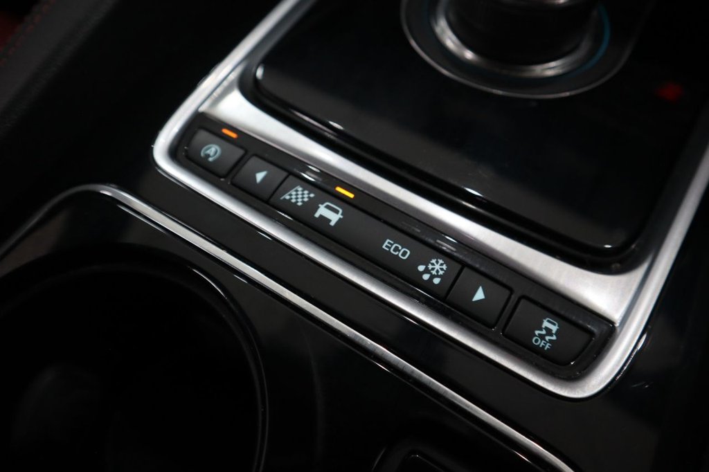 Used Jaguar F-Pace 2016 for sale - 77236316: Photo 25