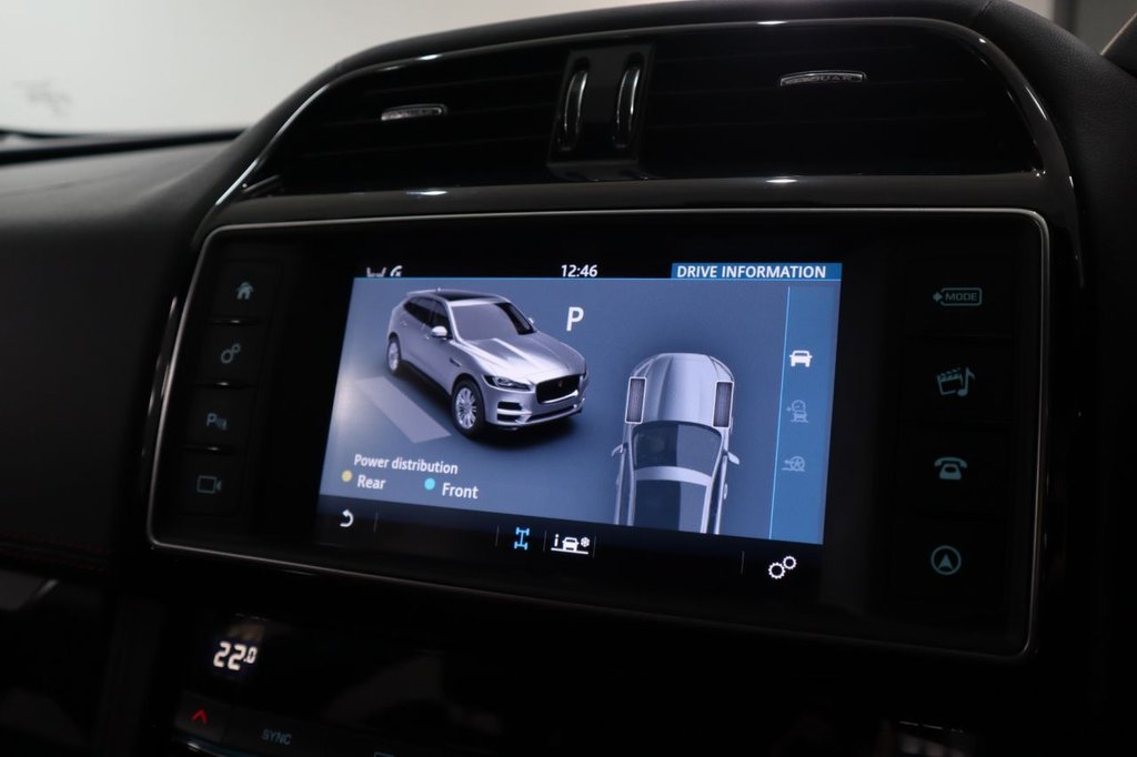 Used Jaguar F-Pace 2016 for sale - 77236316: Photo 39