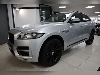Used Jaguar F-Pace 2016 for sale - 77236316: Photo