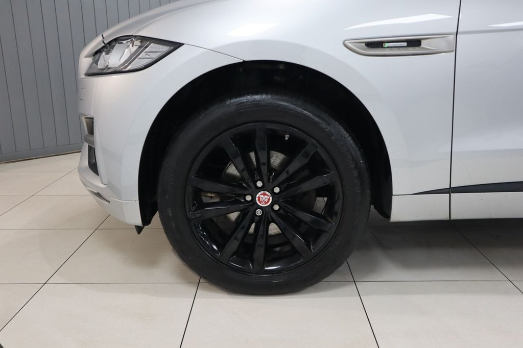 Used Jaguar F-Pace 2016 for sale - 77236316: Photo 4