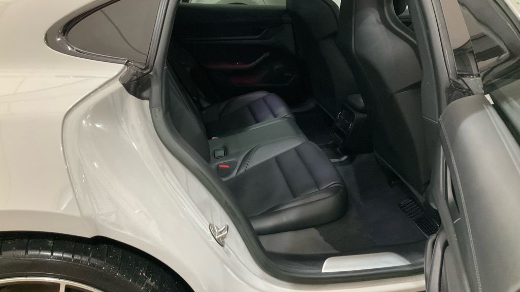 Used Porsche Taycan 2023 for sale - 77293170: Photo 10