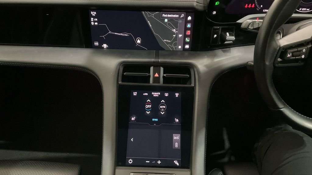 Used Porsche Taycan 2023 for sale - 77293170: Photo 12