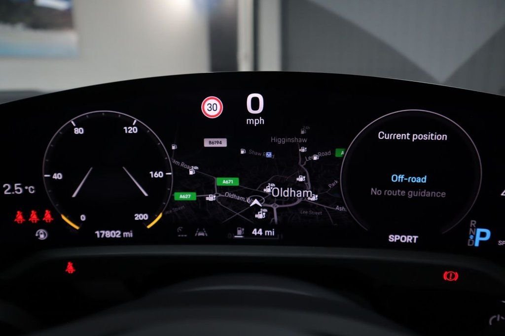 Used Porsche Taycan 2023 for sale - 77293170: Photo 14