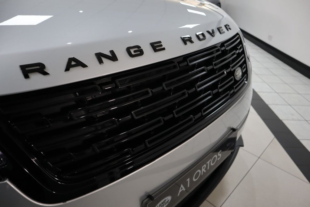 Used Land Rover Range Rover Velar 2023 for sale - 76691296: Photo 19