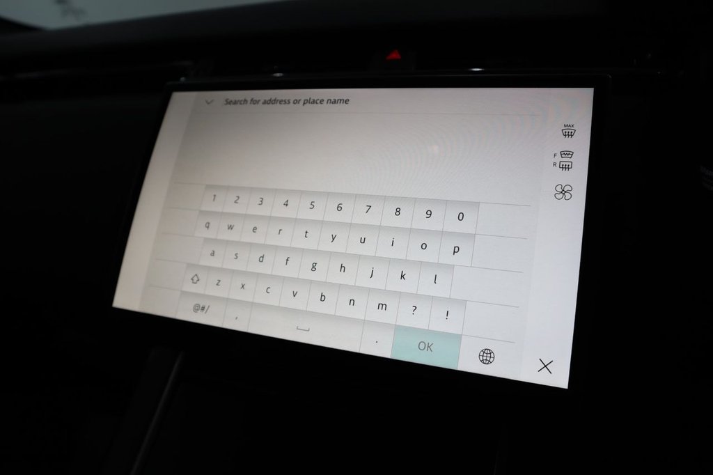 Used Land Rover Range Rover Velar 2023 for sale - 76691296: Photo 38