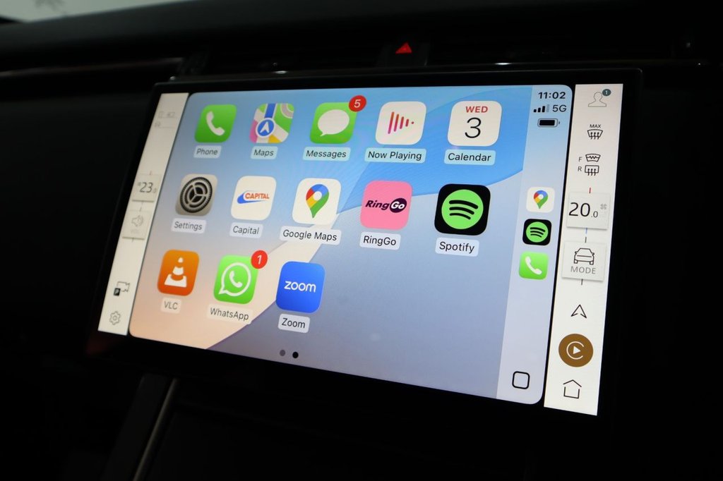 Used Land Rover Range Rover Velar 2023 for sale - 76691296: Photo 41