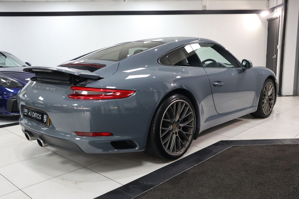 Used Porsche 911 2017 for sale - 76966296: Photo 11