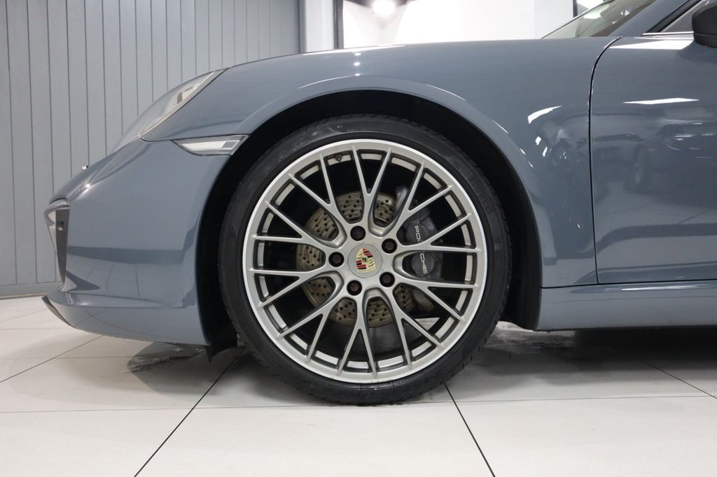 Used Porsche 911 2017 for sale - 76966296: Photo 5