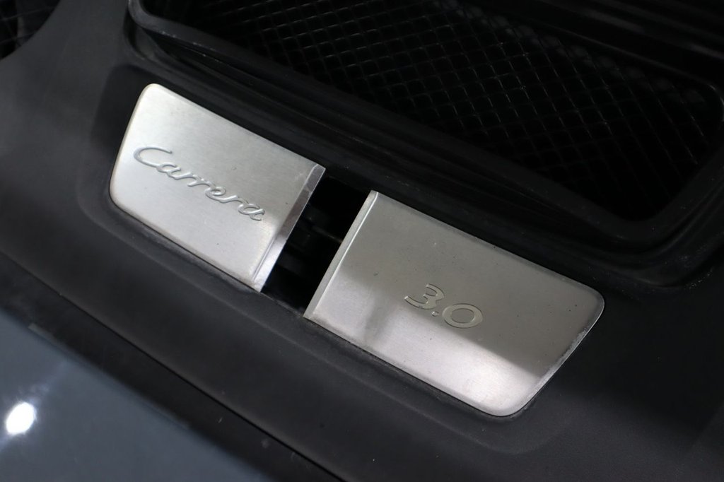 Used Porsche 911 2017 for sale - 76966296: Photo 9