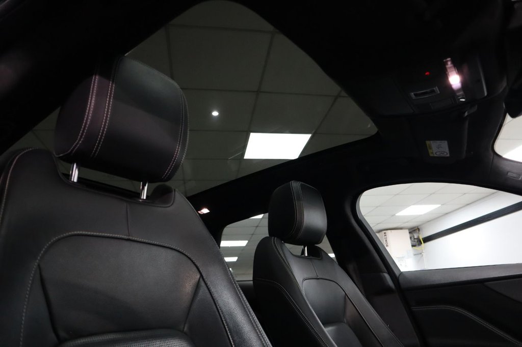 Used Jaguar F-Pace 2020 for sale - 76635480: Photo 4