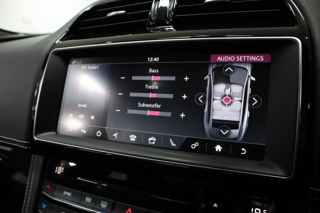 Used Jaguar F-Pace 2020 for sale - 76635480: Photo 40