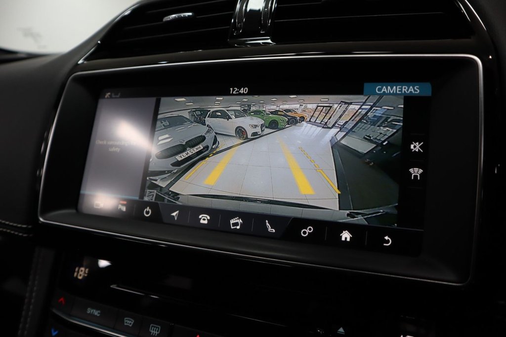 Used Jaguar F-Pace 2020 for sale - 76635480: Photo 41