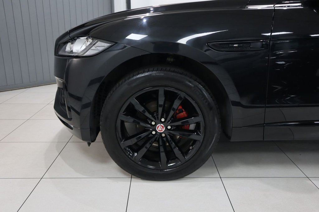 Used Jaguar F-Pace 2020 for sale - 76635480: Photo 5