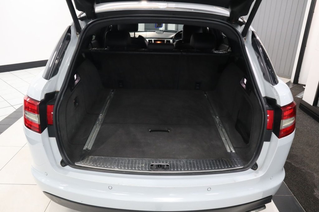 Used Jaguar XF 2015 for sale - 77672647: Photo 17