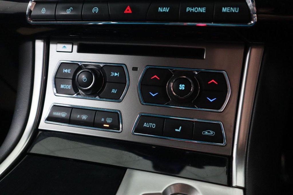 Used Jaguar XF 2015 for sale - 77672647: Photo 26