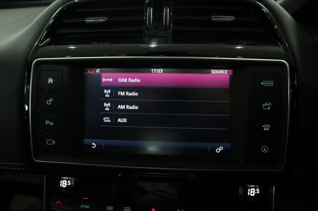 Used Jaguar XE 2016 for sale - 76563321: Photo 30