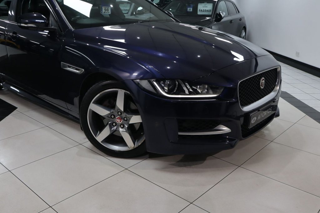 Used Jaguar XE 2016 for sale - 76563321: Photo 32