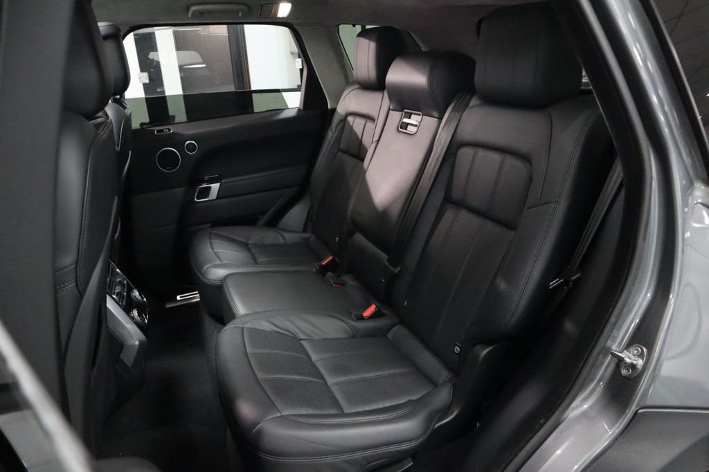 Used Land Rover Range Rover Sport 2018 for sale - 76535805: Photo 13