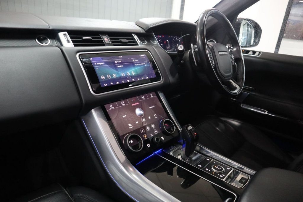 Used Land Rover Range Rover Sport 2018 for sale - 76535805: Photo 17