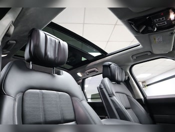 Used Land Rover Range Rover Sport 2018 for sale - 76535805: Photo