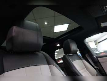 Used Land Rover Range Rover Evoque 2019 for sale - 76216820: Photo 4