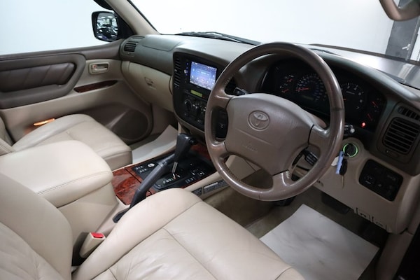 Used Toyota Land Cruiser Amazon 2000 for sale - 76256302: Photo 26
